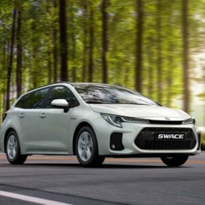 Suzuki Swace Front